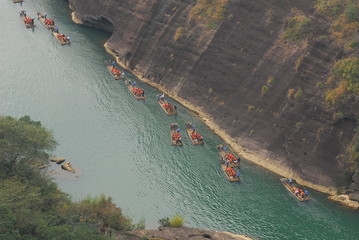 常用的市场信息服务渠道有