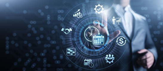 我马上要去面试 重庆凯宾斯基酒店的客房部秘书 要准备些什么啊 薪酬怎么样呢