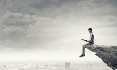 常用的市场信息服务渠道有