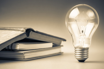 我马上要去面试 重庆凯宾斯基酒店的客房部秘书 要准备些什么啊 薪酬怎么样呢