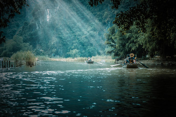 我马上要去面试 重庆凯宾斯基酒店的客房部秘书 要准备些什么啊 薪酬怎么样呢